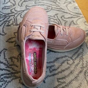 skechers microburst bungee